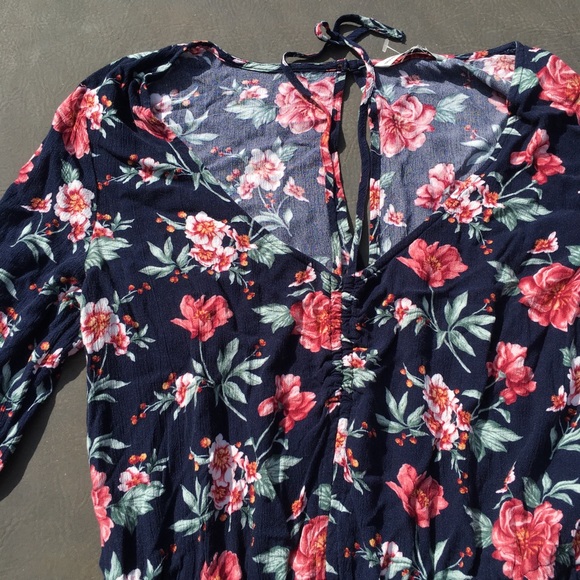 - American Eagle Outfitters Long Sleeve Romp… - Picture 1 of 6